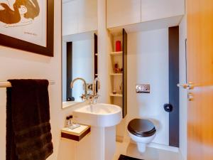 AL - Victoria Gardens