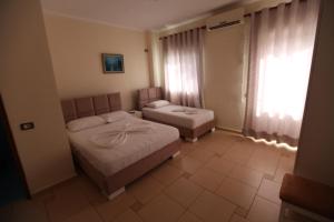 Hotel Rixhi