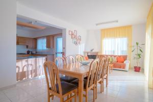 Bella Katerina by Prestige Bookings