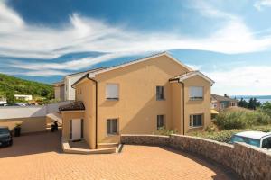 Apartment Natali Punat- free parking on premises