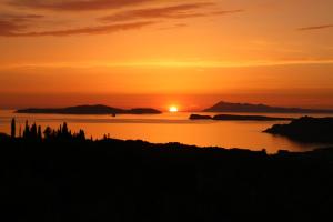 Sunset Sea View Villa 5
