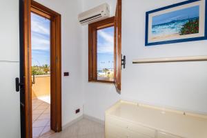 Villa Ciuri di fronte al mare