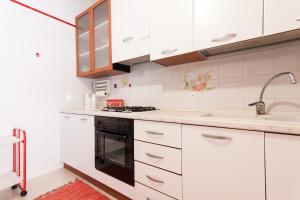 Villa Ciuri di fronte al mare