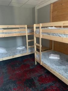 Hotels Hotel l'Equipe : photos des chambres