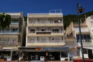 Hostal Santa Clara - Begur
