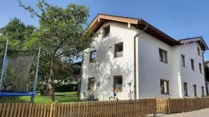 Ferienwohnungen Herbst - Obing