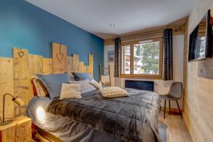 Appartements La Petite Galerie - Magnifique Duplex avec balcon vue montagne - Flumet : photos des chambres