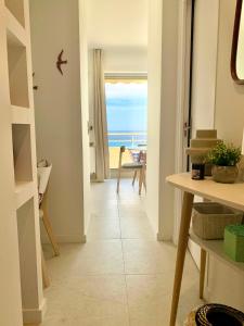 Antheor - vue exceptionnelle - refait à neuf 4 couchages