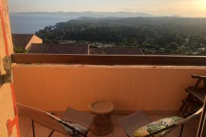 Apt With Swimming Pool 500m From The Beach