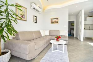 Verbalj apartment with swimming pool