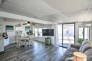 Lake Havasu Home with Resort Perks, Walk to Lake - Havasu Lake