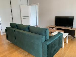 Apartamenty Centrum nad Motławą z widokiem na patio z balkonem