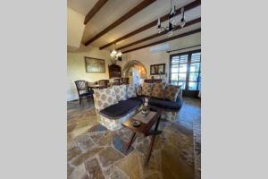 SENTOYKI VILLAGE HOME - ΜΟΝΟΚΑΤΟΙΚΙΑ ΣΕ ΘΑΛΑΣΣΑ