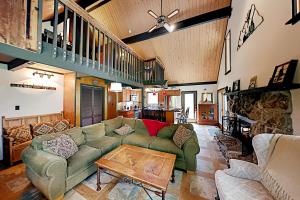 Four-Bedroom House room in Exceptional Vacation Home in Breckenridge home