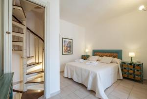 ⭑⭑⭑⭑⭑La perla Rosa nel centro storico a Carloforte img18