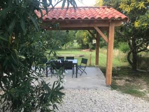 Maisons de vacances Maison avec jardin dans village : Maison 3 Chambres