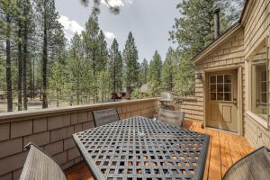 Black Butte Glaze Meadow 59 Getaway