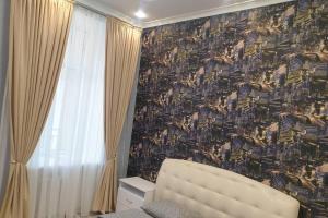 Comfortable luxury apartment with 3 rooms. Center heart of kiev