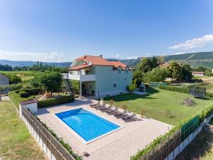 Holiday house Anetta with 5 bedrooms