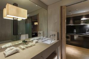 Abundance giường đôi (Abundance Double)