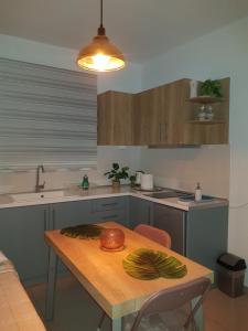 Galazia Thea Apartments