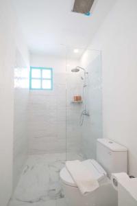 Loccal Collection Hotel Komodo