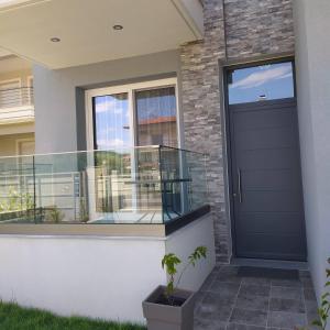 Meis luxury apartments