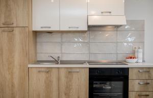 Apartments Makaus 