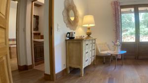 B&B / Chambres d'hotes Chambres d'hotes a Pontonx : Chambre Double ou Lits Jumeaux - Vue sur Jardin