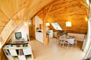 Maisons de vacances La cabane du bonheur, un gite ecologique : photos des chambres
