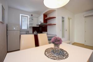 Movo House