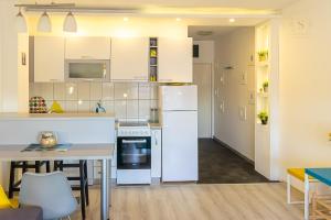 Apartment Stephanie Blue
