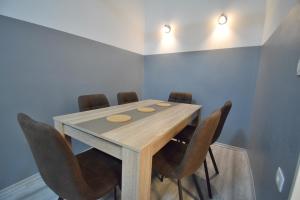 Secret Garden Apartment