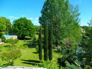 B&B / Chambres d'hotes Logis des Magnans -Les terrasses du Coutach - : photos des chambres