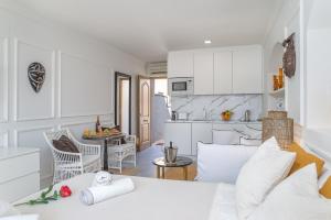 Bianca Chic Studio - Carihuela Beach at 300m