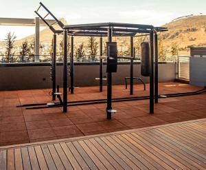 16 on Bree luxury studio apartment with city mountain sea views