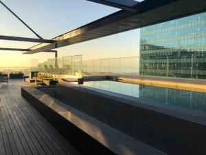 16 on Bree luxury studio apartment with city mountain sea views