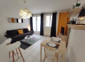 Appartements Macon Centre ville-gare-wifi-cosy-parking public a proximite : photos des chambres