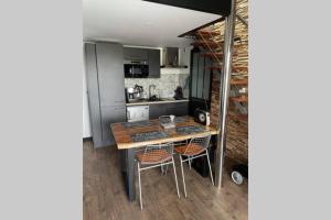 Superbe appartement rénové avec accès direct plage