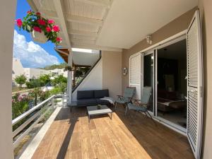 DEJA BLUE Beach House Bay of Lalzi Durres Gjiri Lalzit