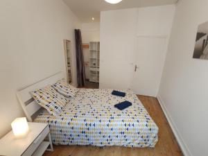 Appartements Sources des Celestins - Gare - Pole universitaire - labellise Clevacances 3 etoiles : photos des chambres