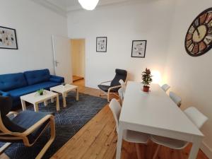 Appartements Sources des Celestins - Gare - Pole universitaire - labellise Clevacances 3 etoiles : photos des chambres