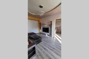 Луксозен апартамент с гледка към парк и топ център