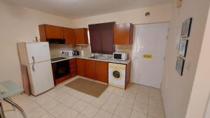 Nissi Golden Sands Lome