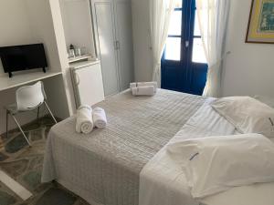 Naoussa Hotel Paros by Booking Kottas