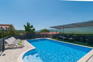 Holiday Home Mateovi Dvori 