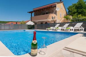 Holiday Home Mateovi Dvori 