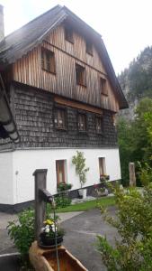 Weichselboden, Alte Schule