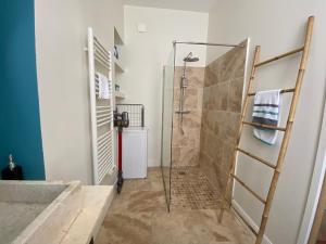 Appartements Superbe T2 Haussmannien au coeur de Marseille : photos des chambres