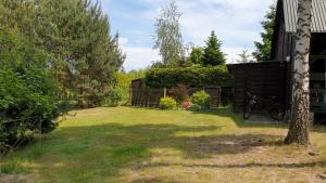 domki nad jeziorem, las, do 10 osób jezioro Wilczyńskie Budzisławskie - domek letniskowy osobno ogrodzony, ogrzewany mile widziane pieski, zwierzeta- wielkopolska, 62-550 Zygmuntowo gm Wilczyn